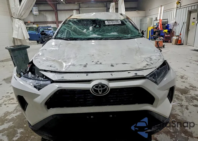 2T3F1RFV1MC238831: 95703195