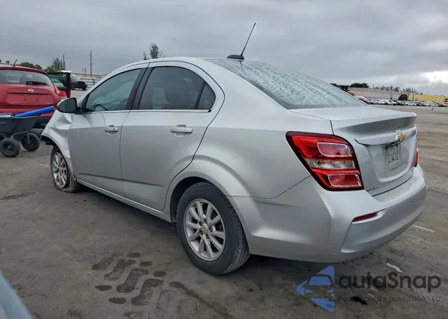 1G1JD5SH8H4119436: 94145725