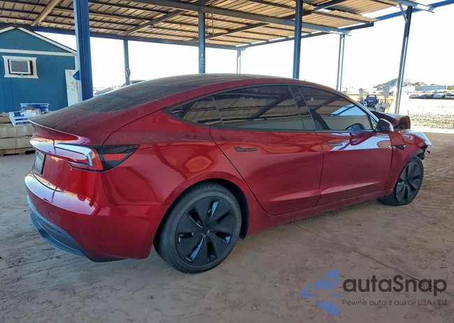 5YJ3E1EA4RF830646: 93720265