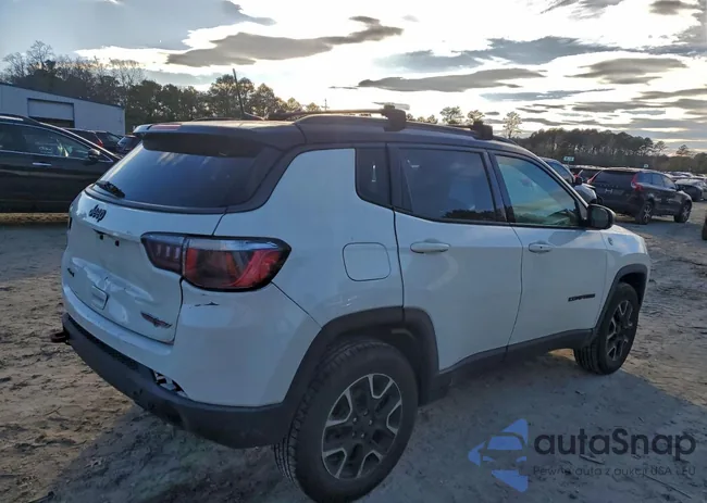 3C4NJDDB4KT627554: 98004015