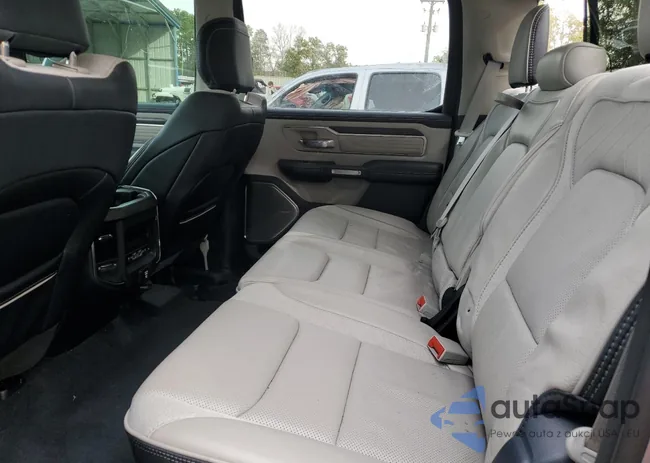 1C6SRFHM8NN180080: 39057524