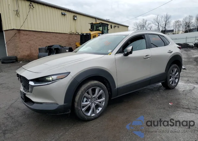 3MVDMBBM8PM579827: 39982014