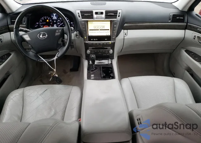 JTHCL5EF6B5012415: 82715103