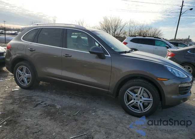 WP1AB2A27BLA44202: 38832544