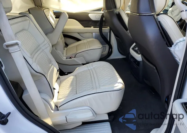 5LMJJ2TT8KEL04372: 37170284