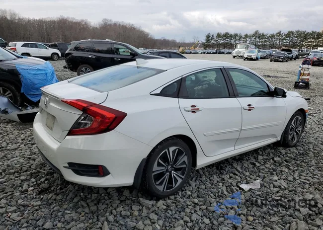 2HGFC1F35HH656776: 82876113