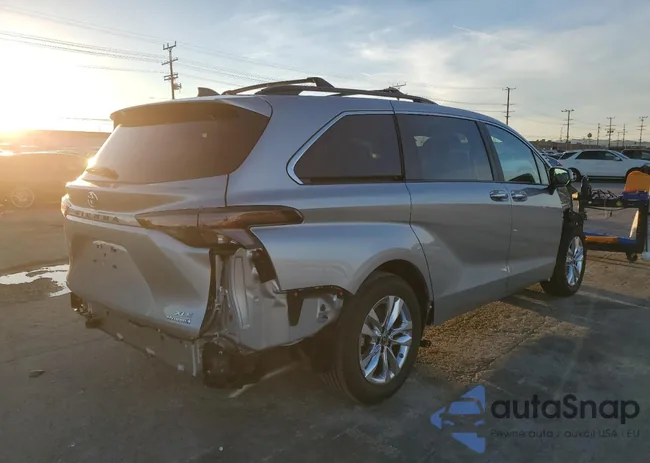 5TDJRKEC0RS186061: 40595134