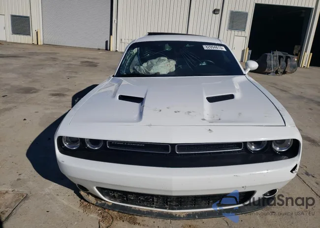 2C3CDZAGXKH571127: 82094813