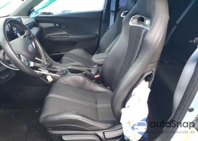 KMHT36AH1NU012908: 37043024