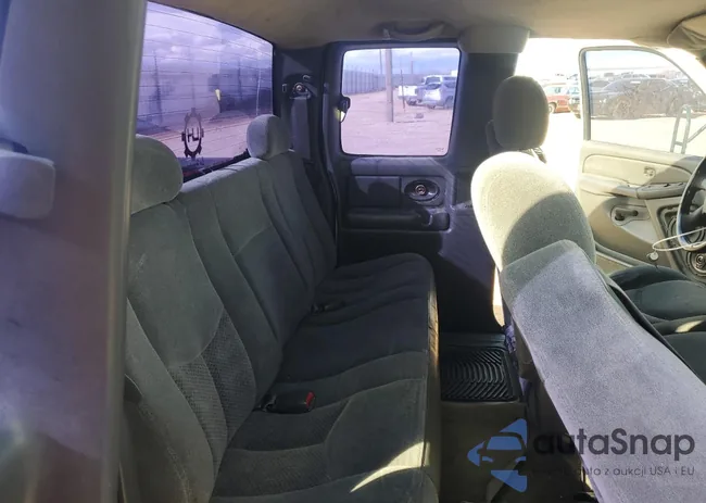 2GCEC19V041364141: 40561174