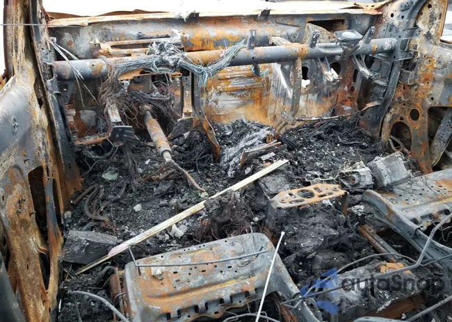 1GC4YPEY6LF186811: 37811244