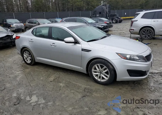 KNAGM4A78B5177193: 39953384