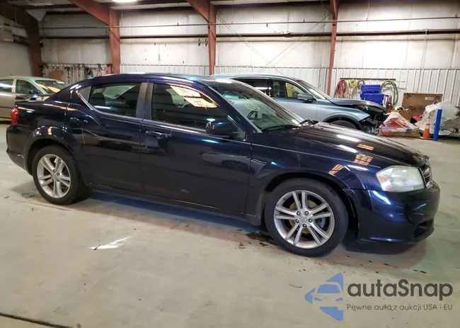 1C3CDZEG9CN165570: 38999834