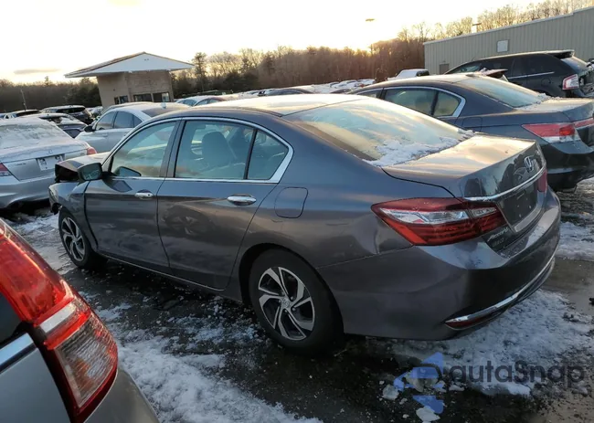 1HGCR2F37GA213825: 38757104