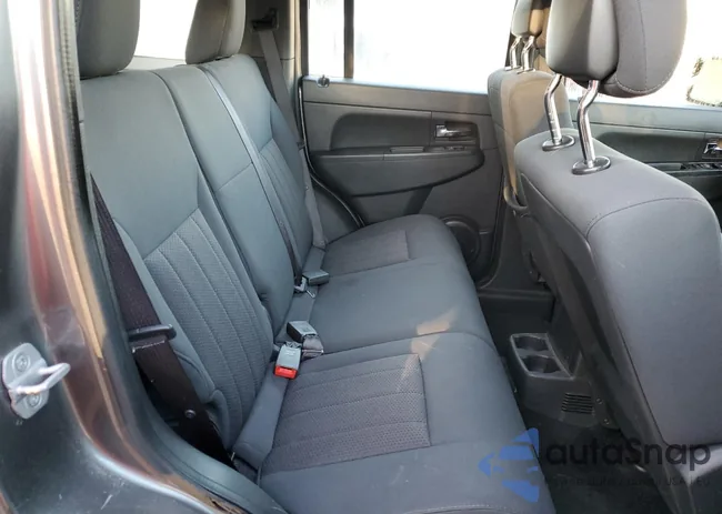 1C4PJLAK8CW213096: 82646763