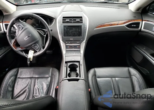 3LN6L2JK2ER811735: 40490254