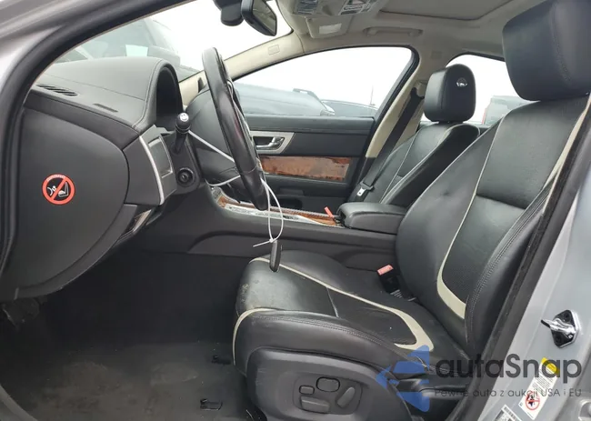 SAJWA0F70F8U67359: 40003894