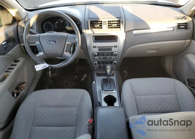 3FAHP0HAXCR237679: 40898504