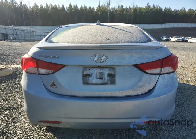 KMHDH4AE3BU152633: 39379664