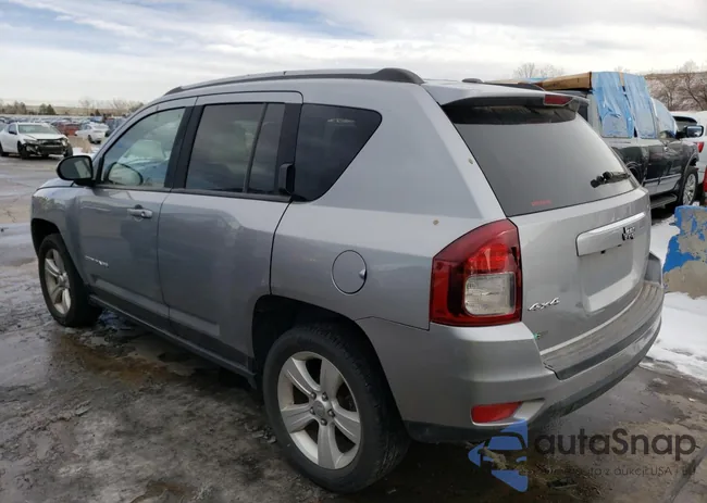 1C4NJDBBXGD566534: 37596844