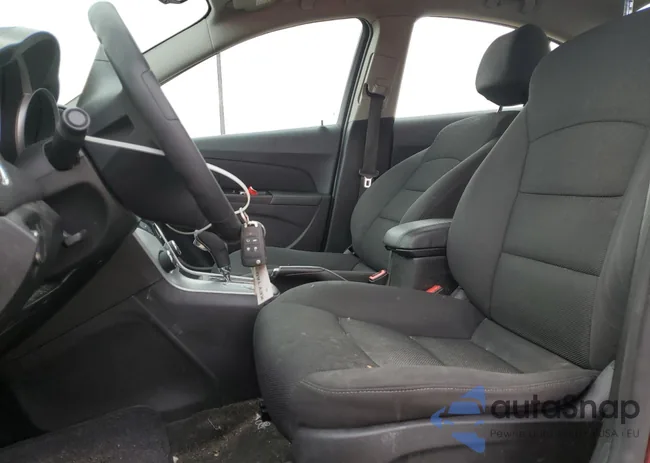 1G1PE5SBXG7199547: 82881633