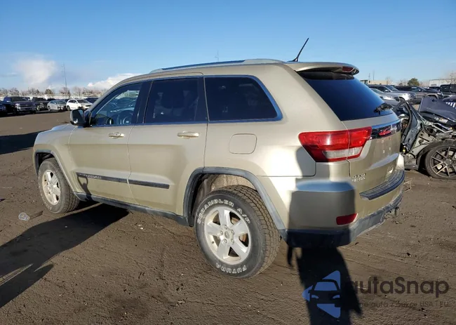 1J4RR4GG4BC585572: 44406384