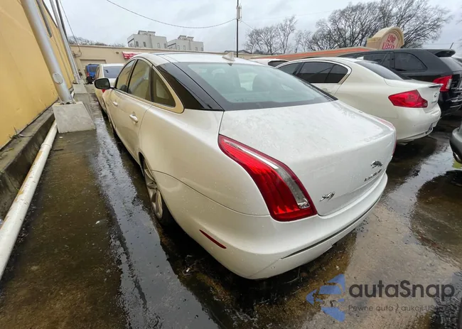 SAJWJ1CD7D8V49599: 43296484