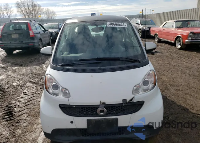 WMEEJ3BA5EK779399: 40689964