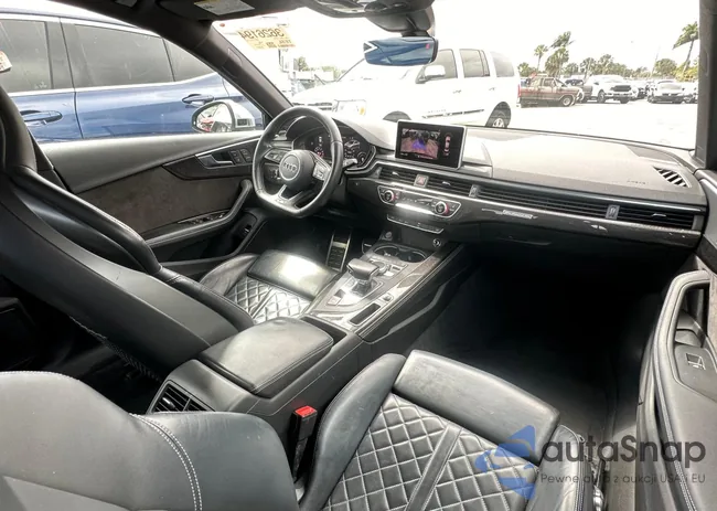 WAUB4AF43JA001908: 43865334