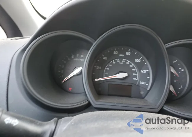 KNADM4A37G6560480: 44009304