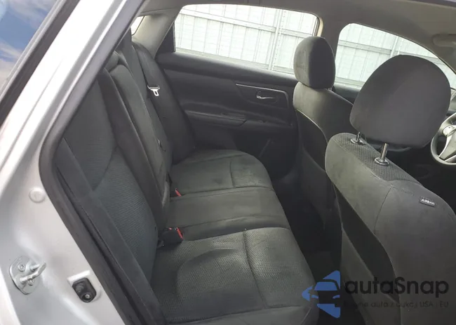 1N4AL3AP3FC576042: 41926114