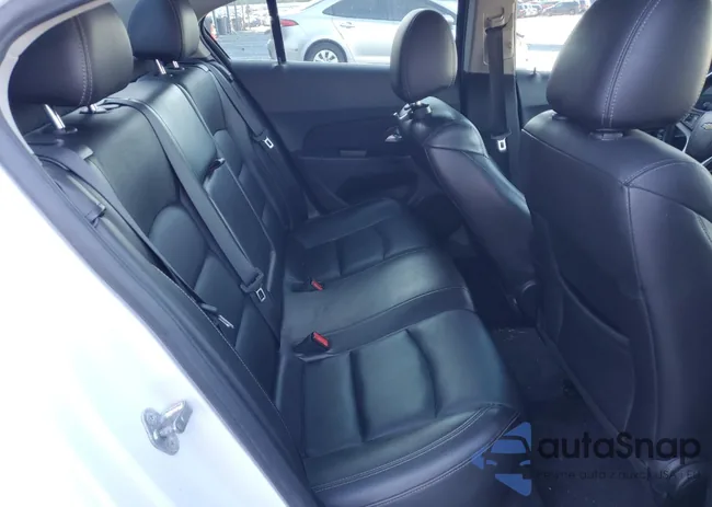 1G1PE5SB7D7226053: 41639314