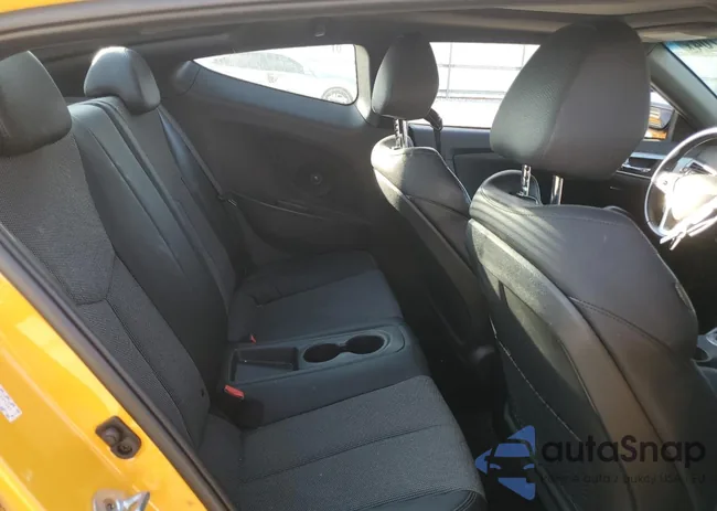 KMHTC6AD9GU291041: 43757704