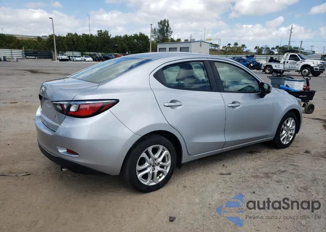 3MYDLBYV3HY154290: 44943434