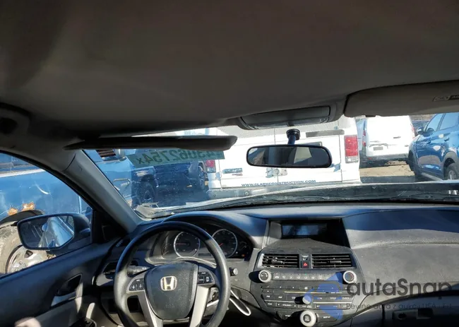 1HGCP2F45AA067897: 43062754