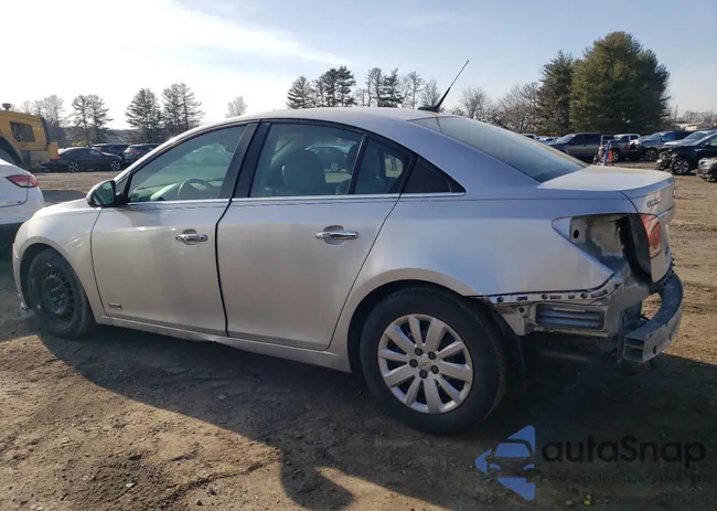 1G1PF5S96B7135833: 44203504