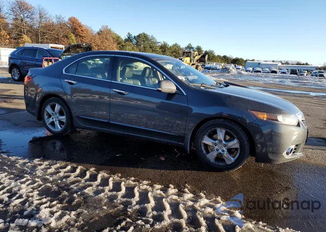 JH4CU2F47EC002923: 40771644