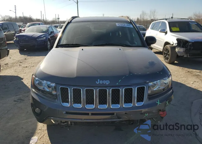 1C4NJDBB3HD143294: 42868144