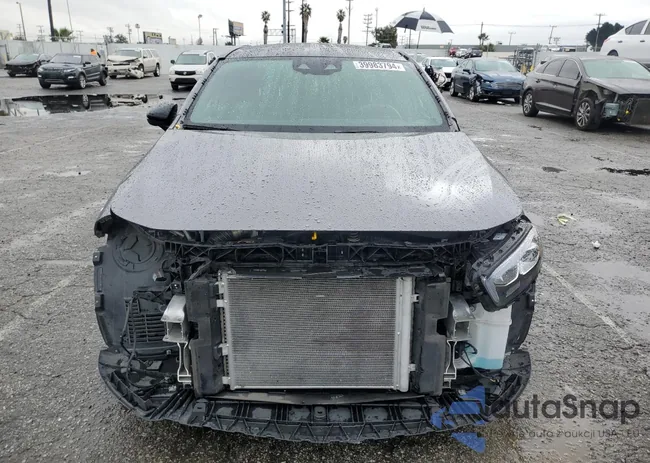 WDD3G4EB0KW001276: 39983794