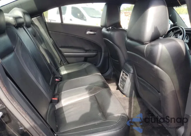 2C3CDXJGXFH827812: 37560144