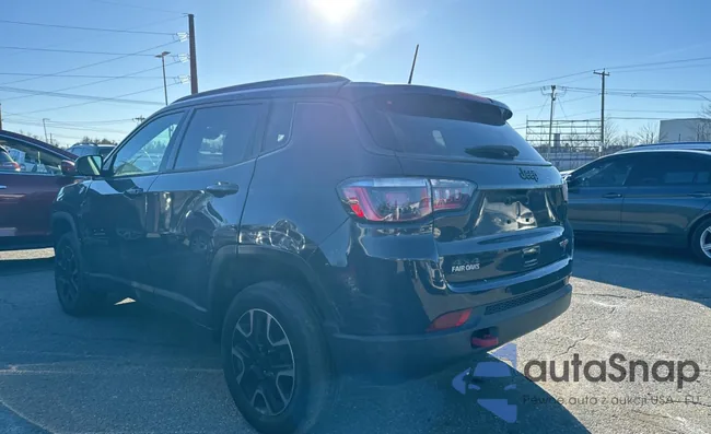 3C4NJDDB4JT479159: 44021394