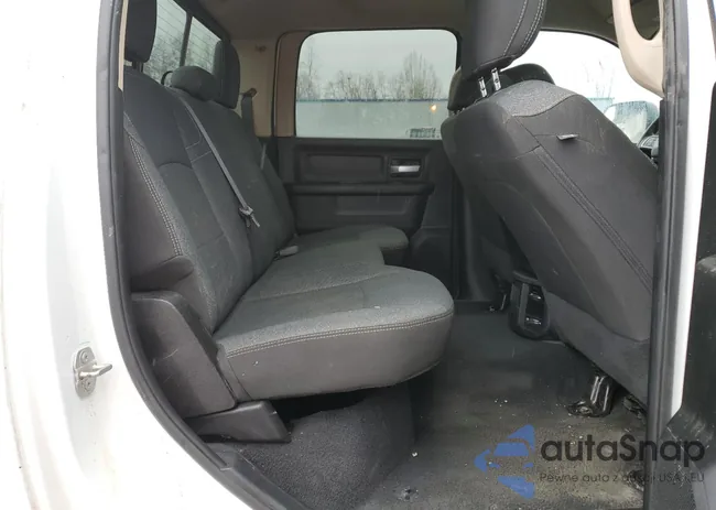 3C6UR5CL6KG656803: 44831974