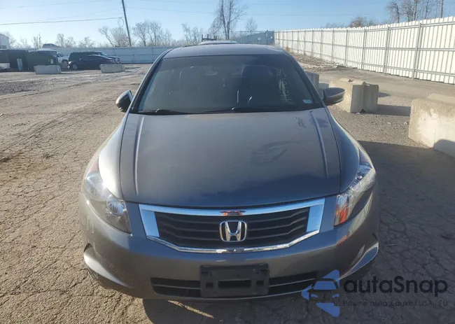 1HGCP268X9A114579: 44328134