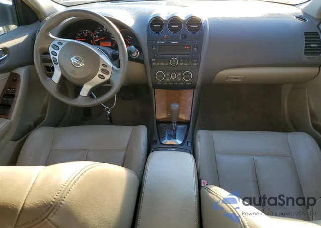 1N4AL21E88N490581: 41329464