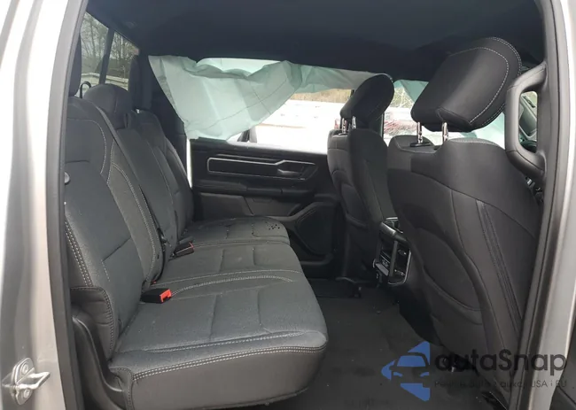 1C6RREFT0NN113881: 41236914