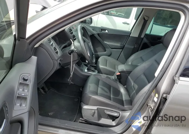 WVGAV7AX3AW515482: 44698044