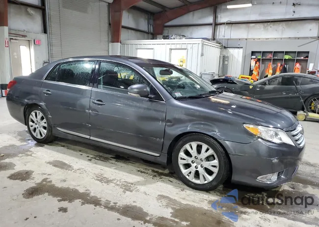 4T1BK3DBXBU410053: 44469674