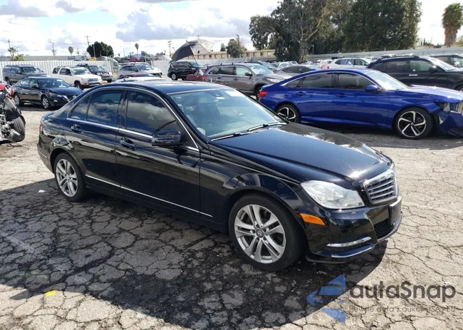 WDDGF8AB4DG125839: 41325344