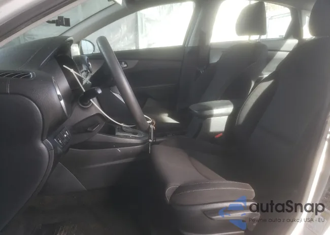 3KPF24AD5LE193092: 45886264