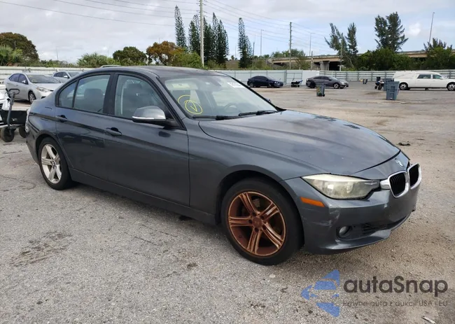 WBA3A5G53DNP22447: 48159244